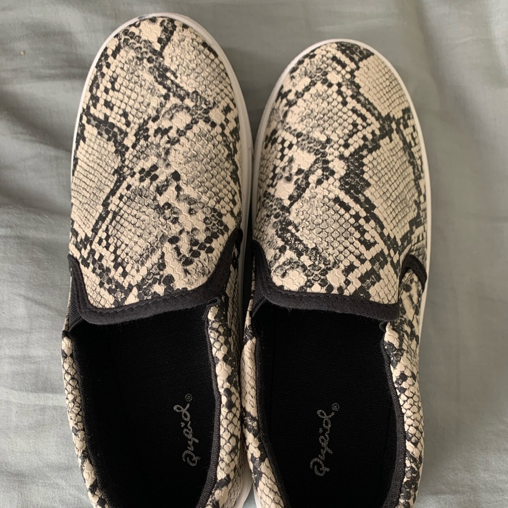 Snake skin shoes